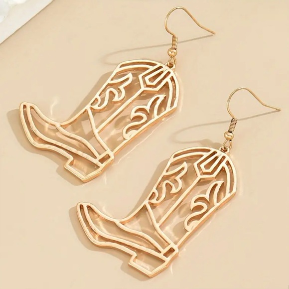 NEW| Golden Hollow Western Cowgirl Boots Design Dangle Earrings - Picture 4 of 5
